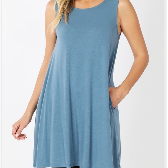 Zenana Outfitters Tops - ❗️Summer Clearance❗️Zenana Plus Sleeveless Tunic